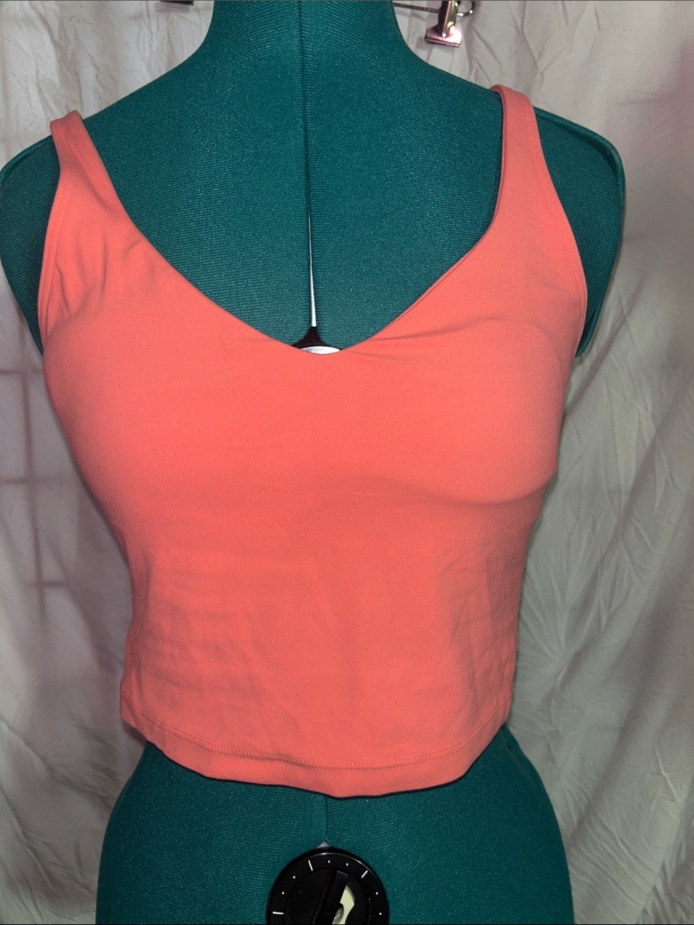 lululemon athletica Coral Sleeveless V-Neck Crop Tank size 10 EUC